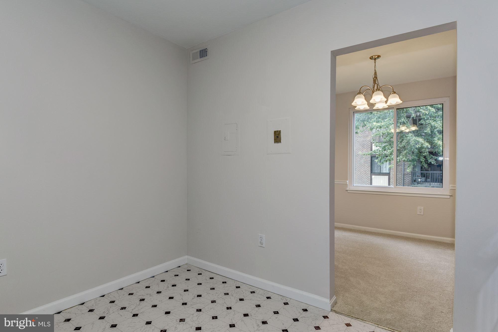 HAWTHORNE VILLAGE - Residential