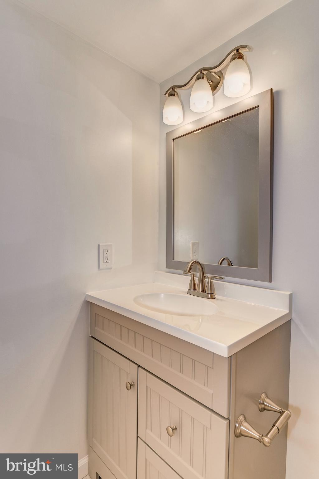 HAWTHORNE VILLAGE - Residential