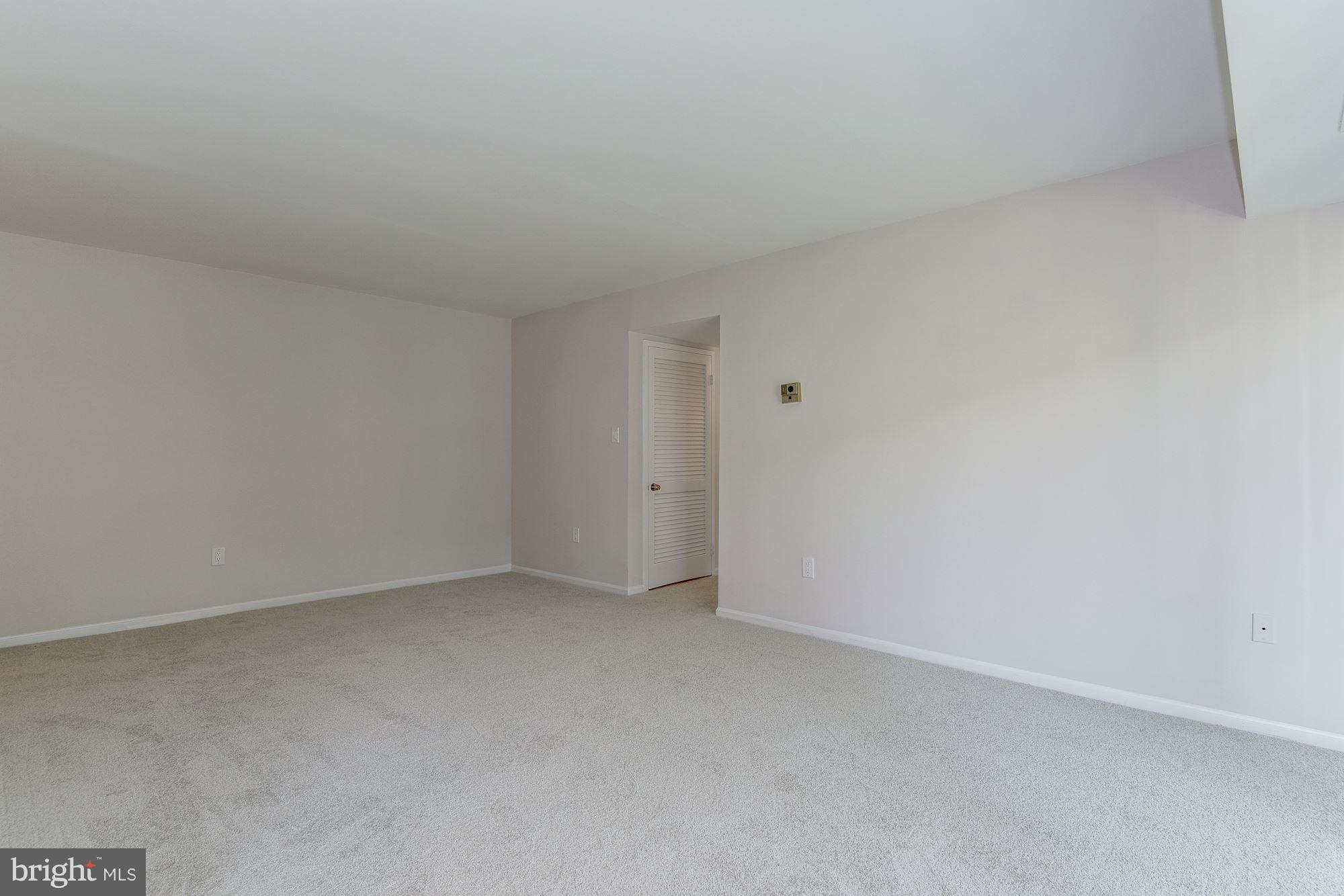 HAWTHORNE VILLAGE - Residential