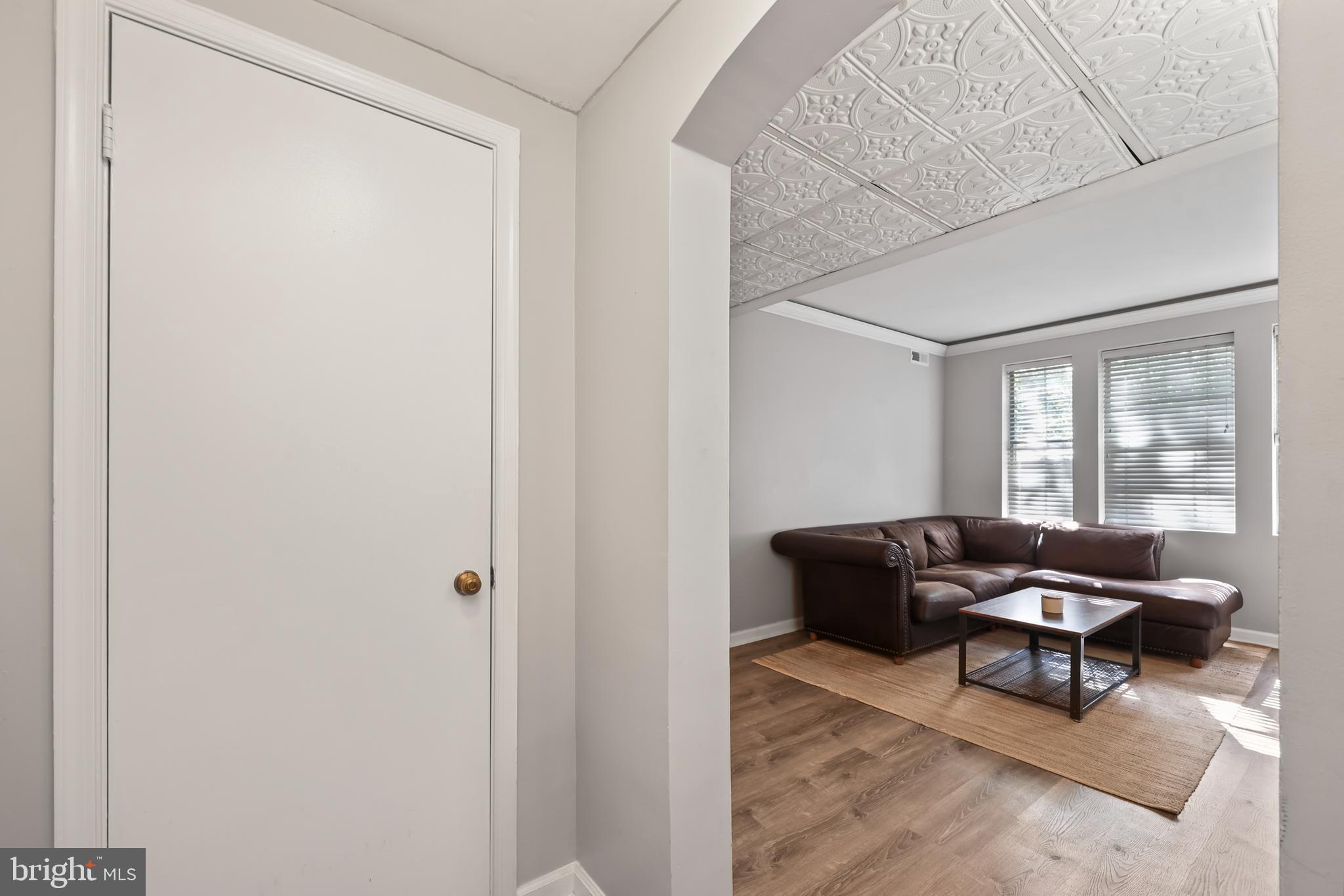 1802 KEY BOULEVARD 9482