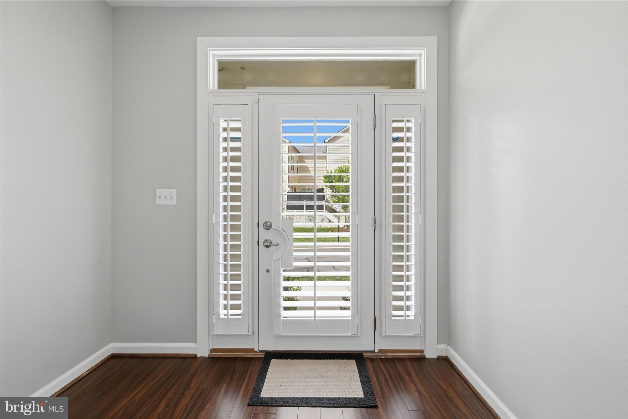ONE LOUDOUN - Residential