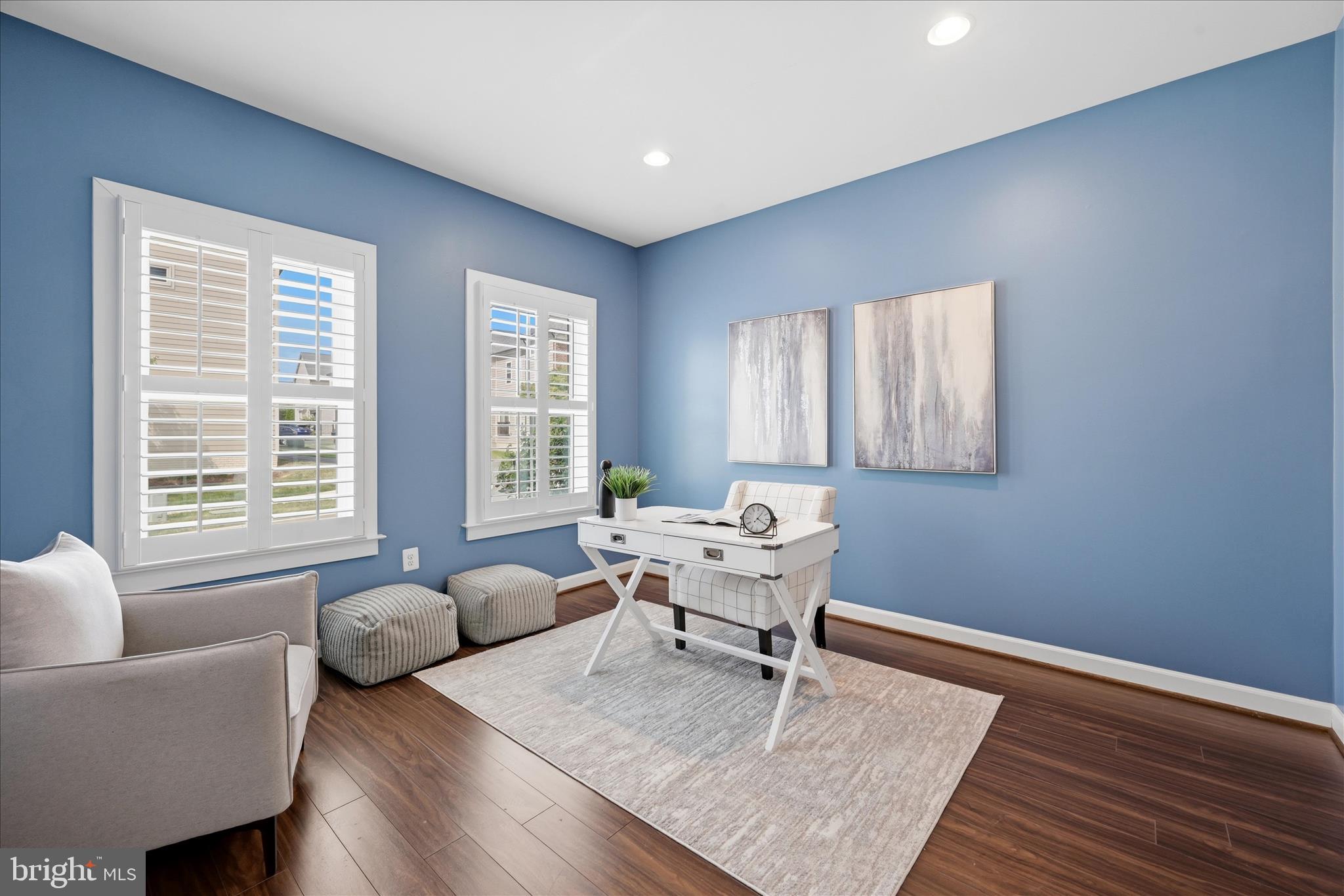ONE LOUDOUN - Residential
