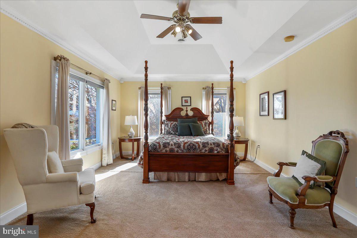 LURAY - Commercial Sale