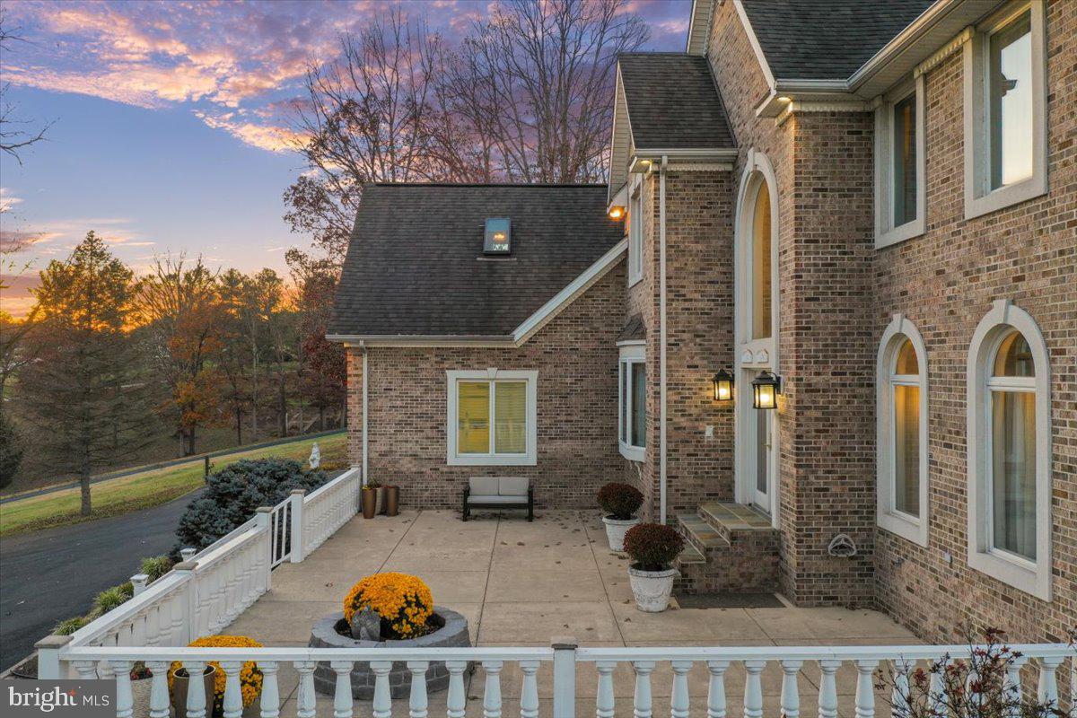 LURAY - Commercial Sale