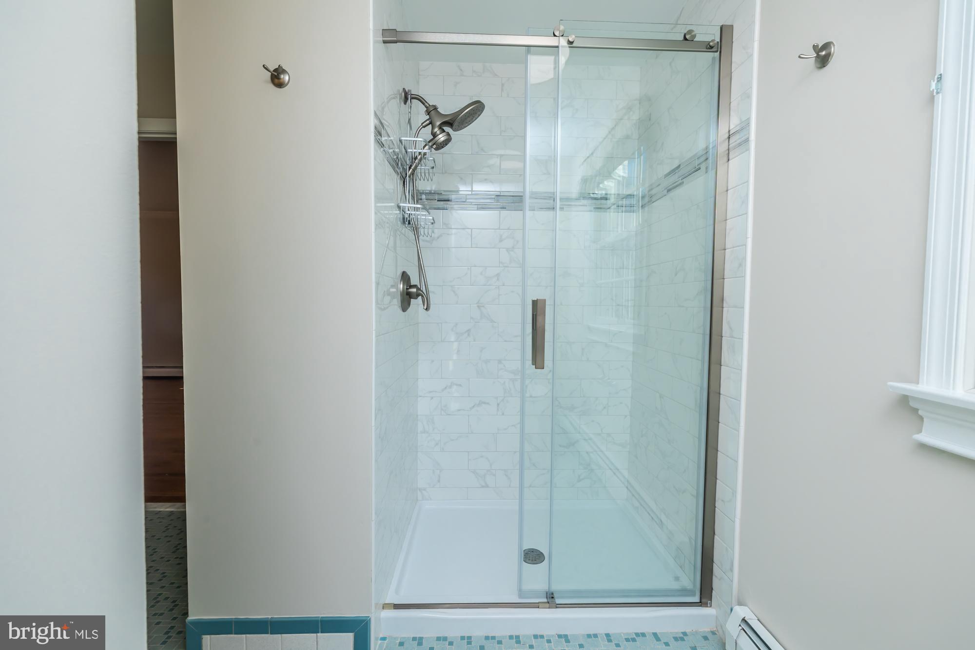 CHARTER CHASE - Residential