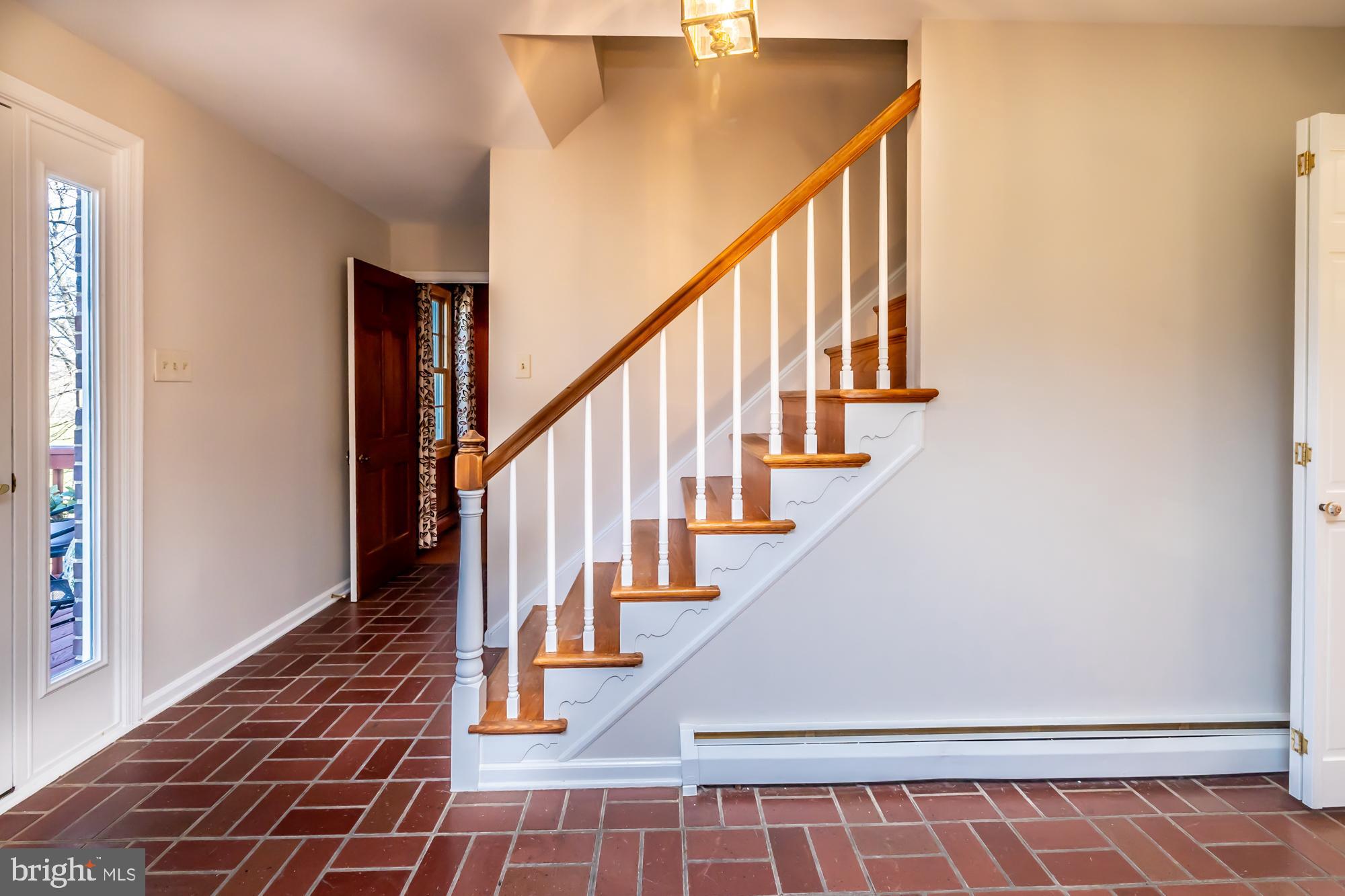 CHARTER CHASE - Residential