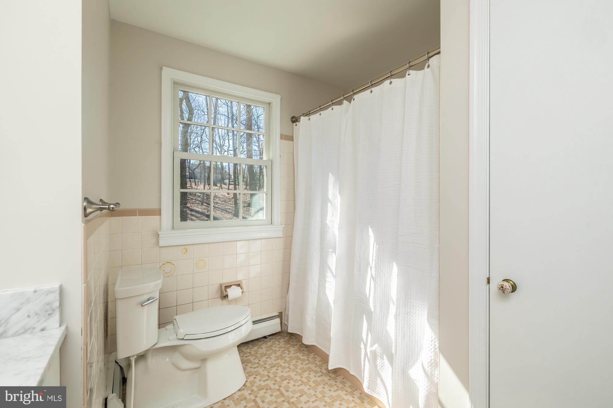 CHARTER CHASE - Residential