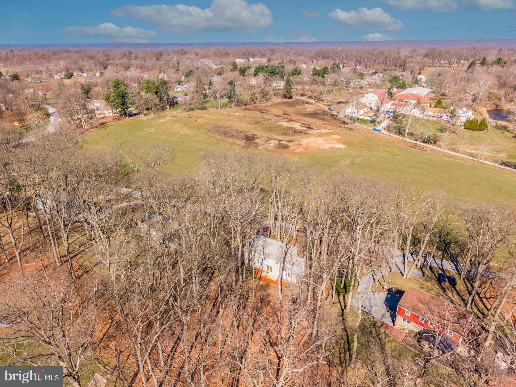 CHARTER CHASE - Residential