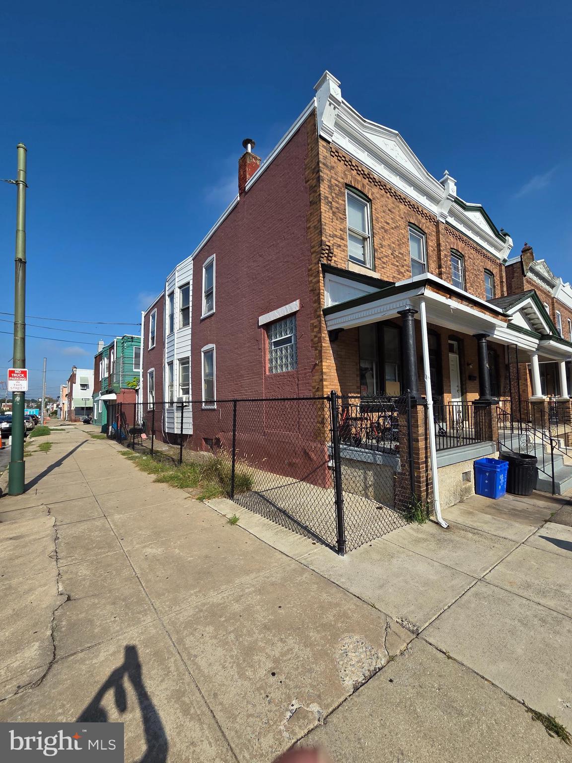 400 N REDFIELD STREET