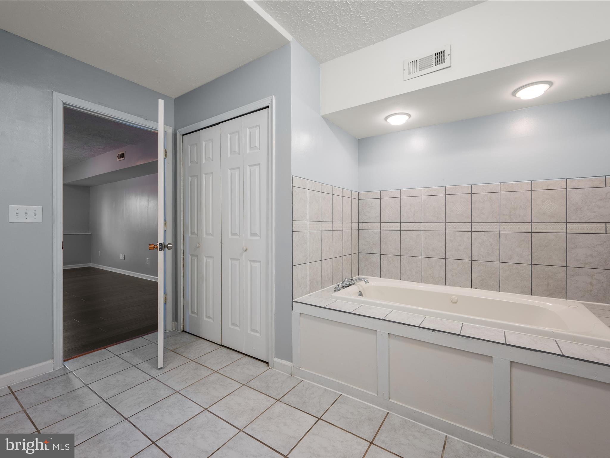 WILDFLOWER RIDGE - Residential