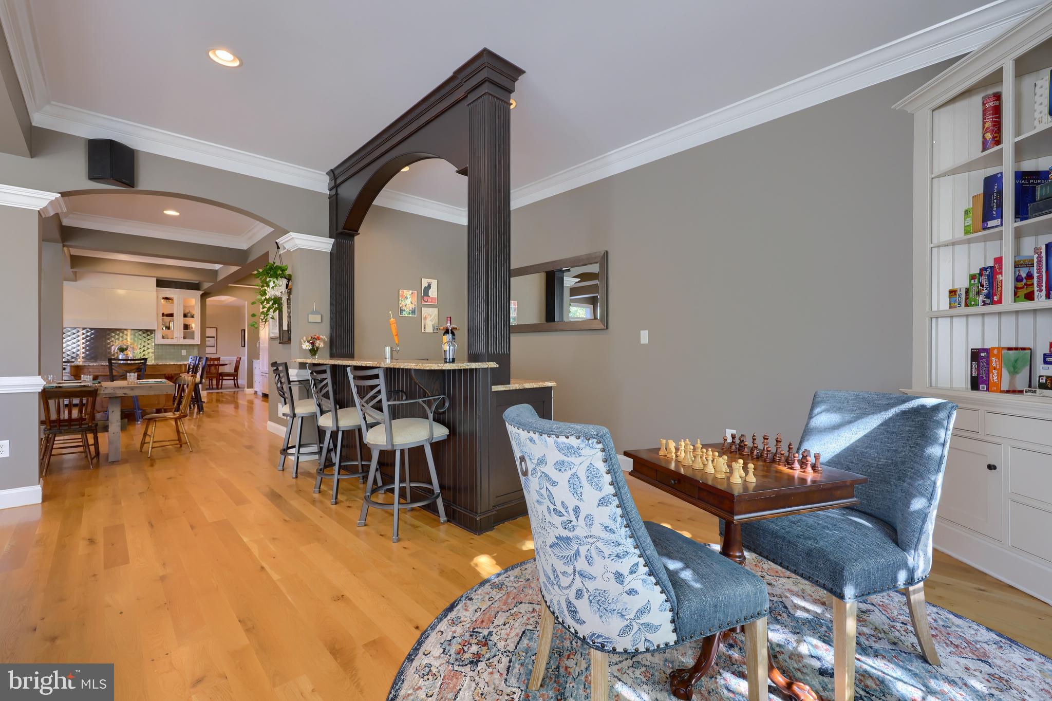 WELLESLEY MANOR - Residential