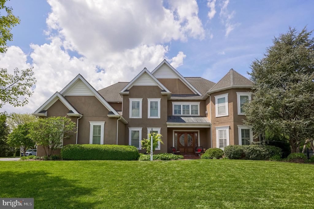 Photo of 389 Wheatfield Drive, LITITZ, PA 17543 (MLS # PALA2058114)