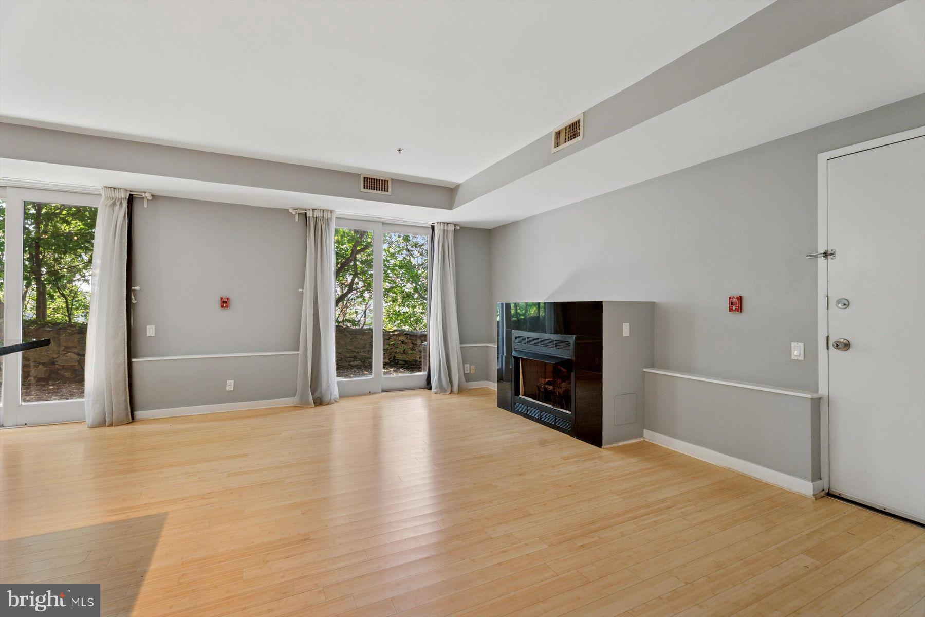 182 GAY STREET 301