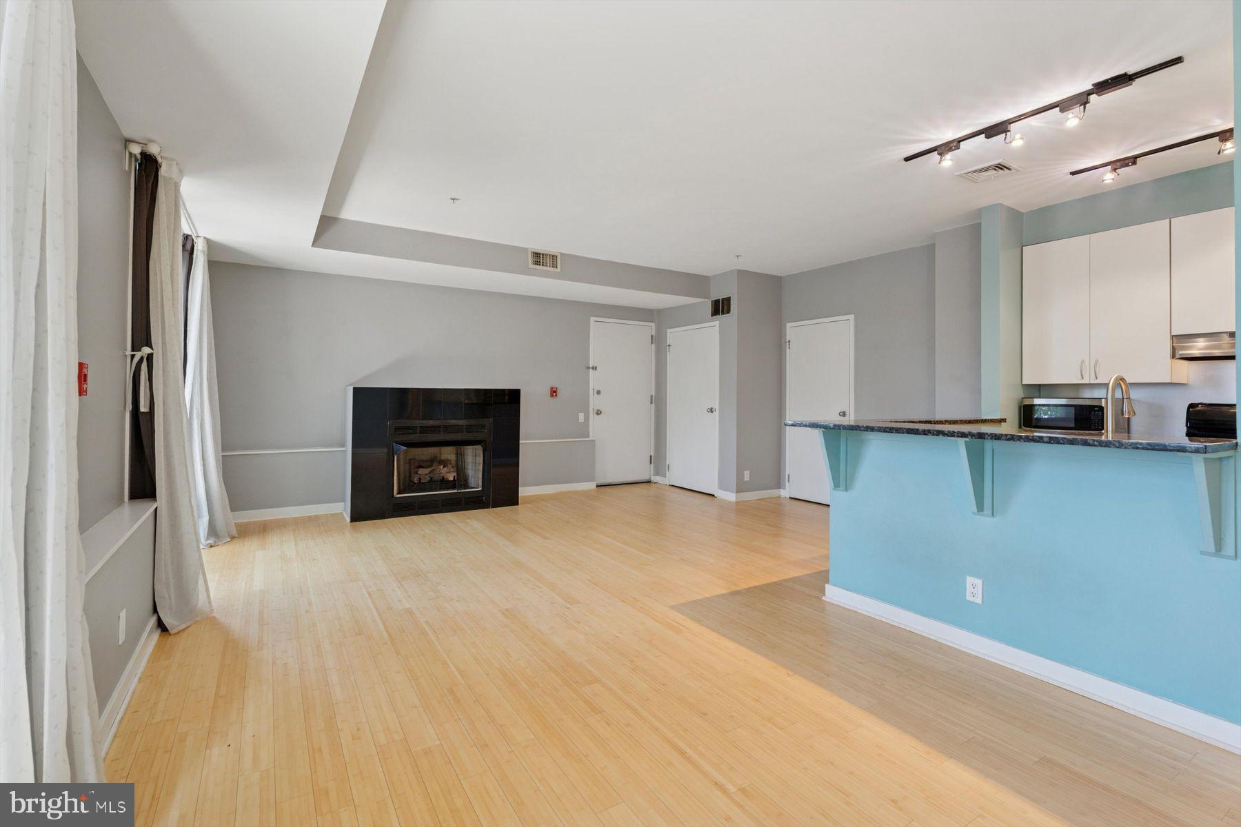 182 GAY STREET 301
