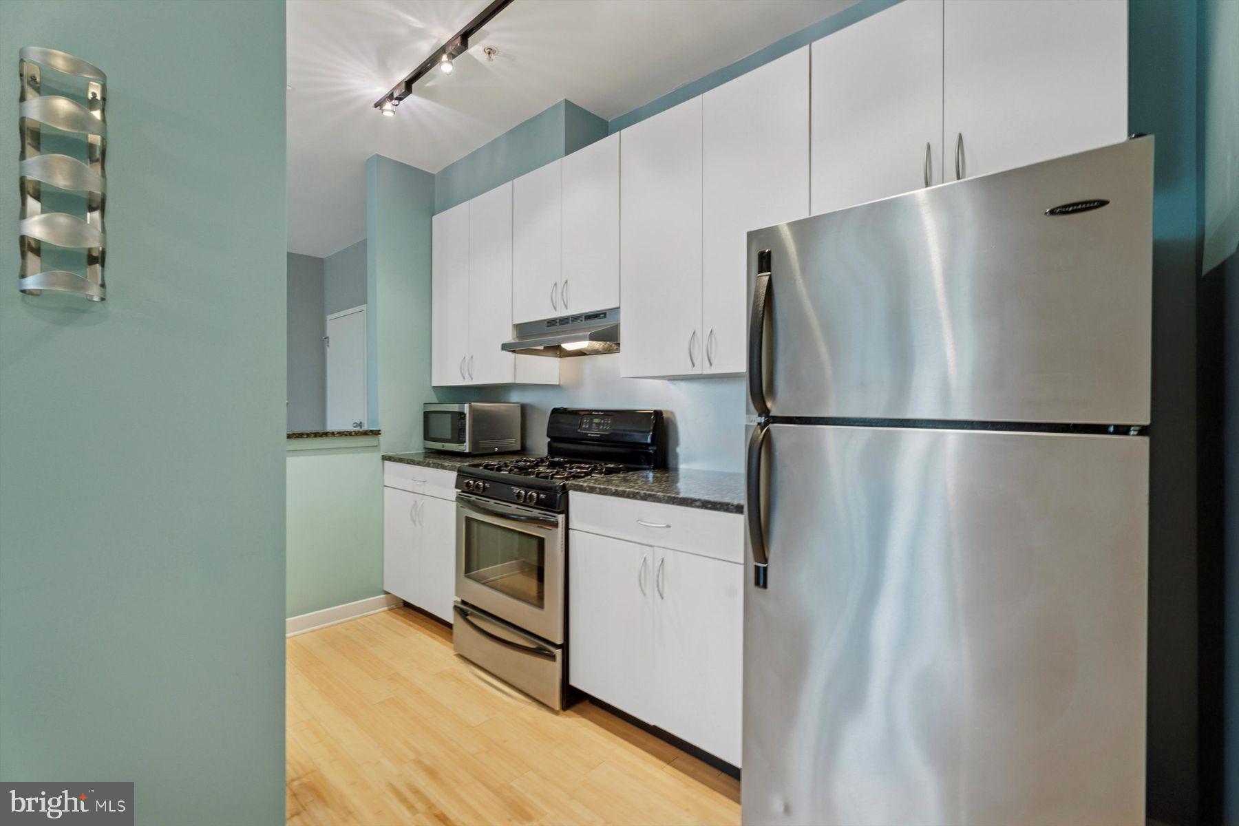 182 GAY STREET 301