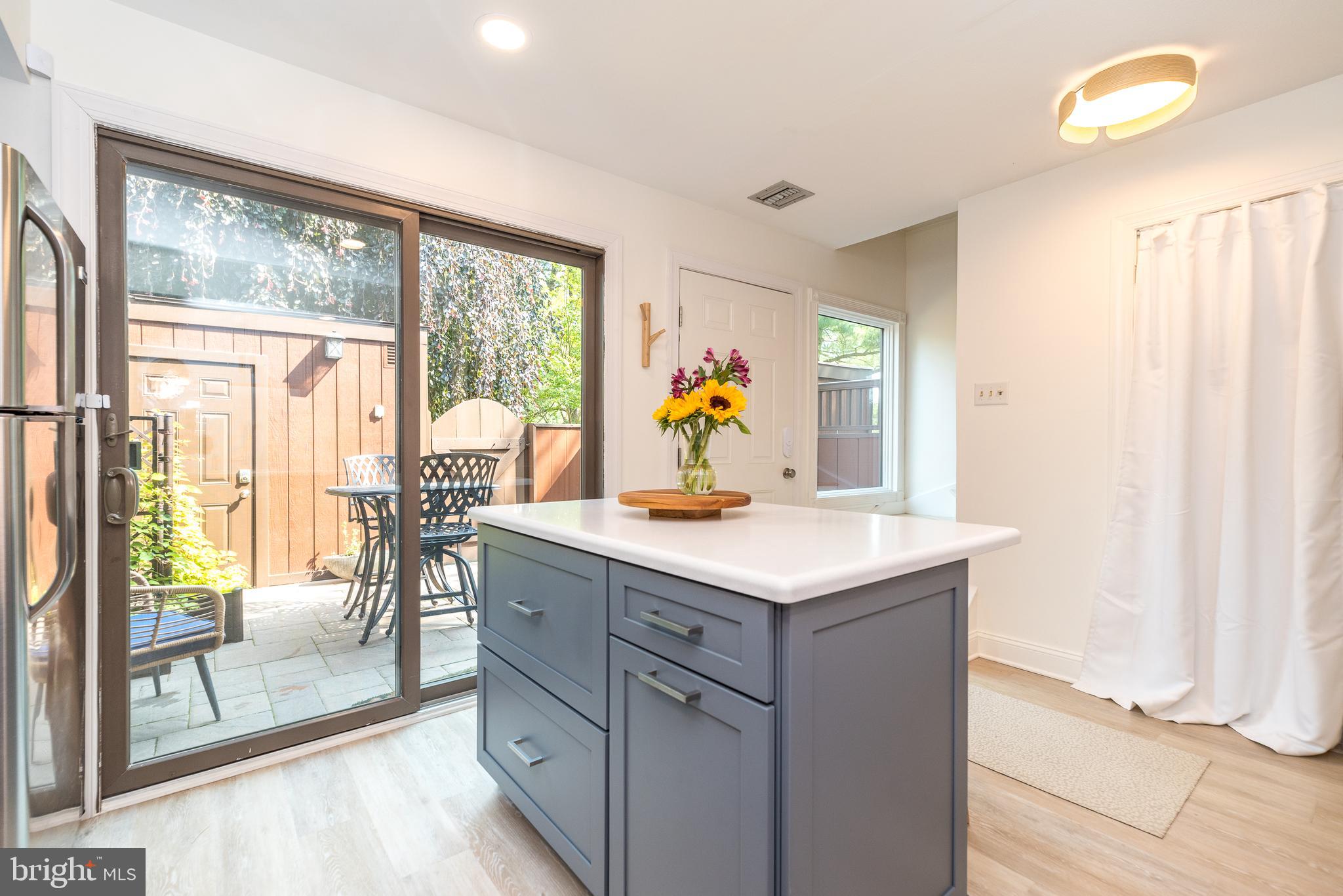 VILLAGE II - Residential