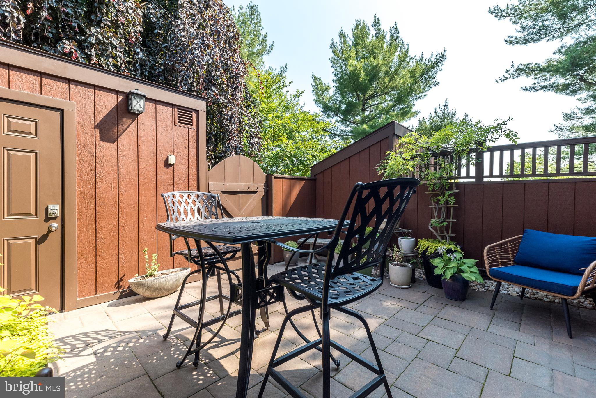 VILLAGE II - Residential