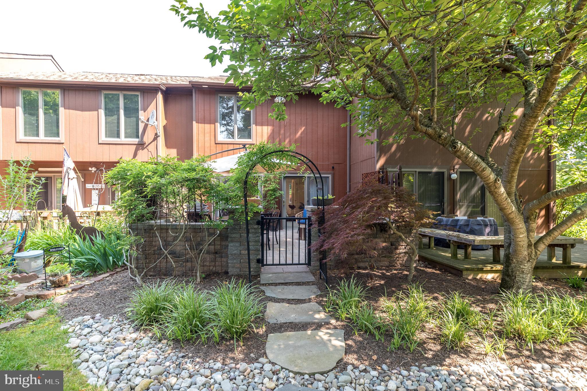 VILLAGE II - Residential