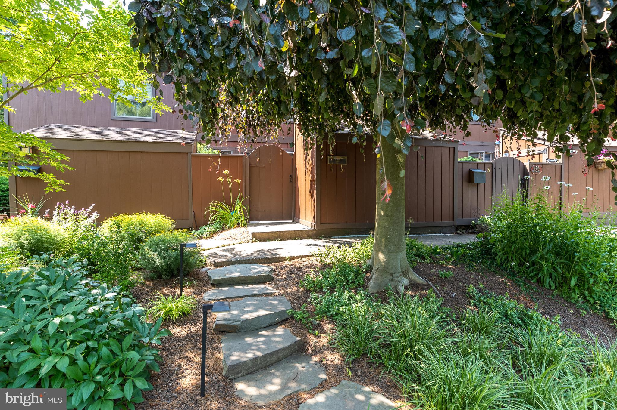 VILLAGE II - Residential