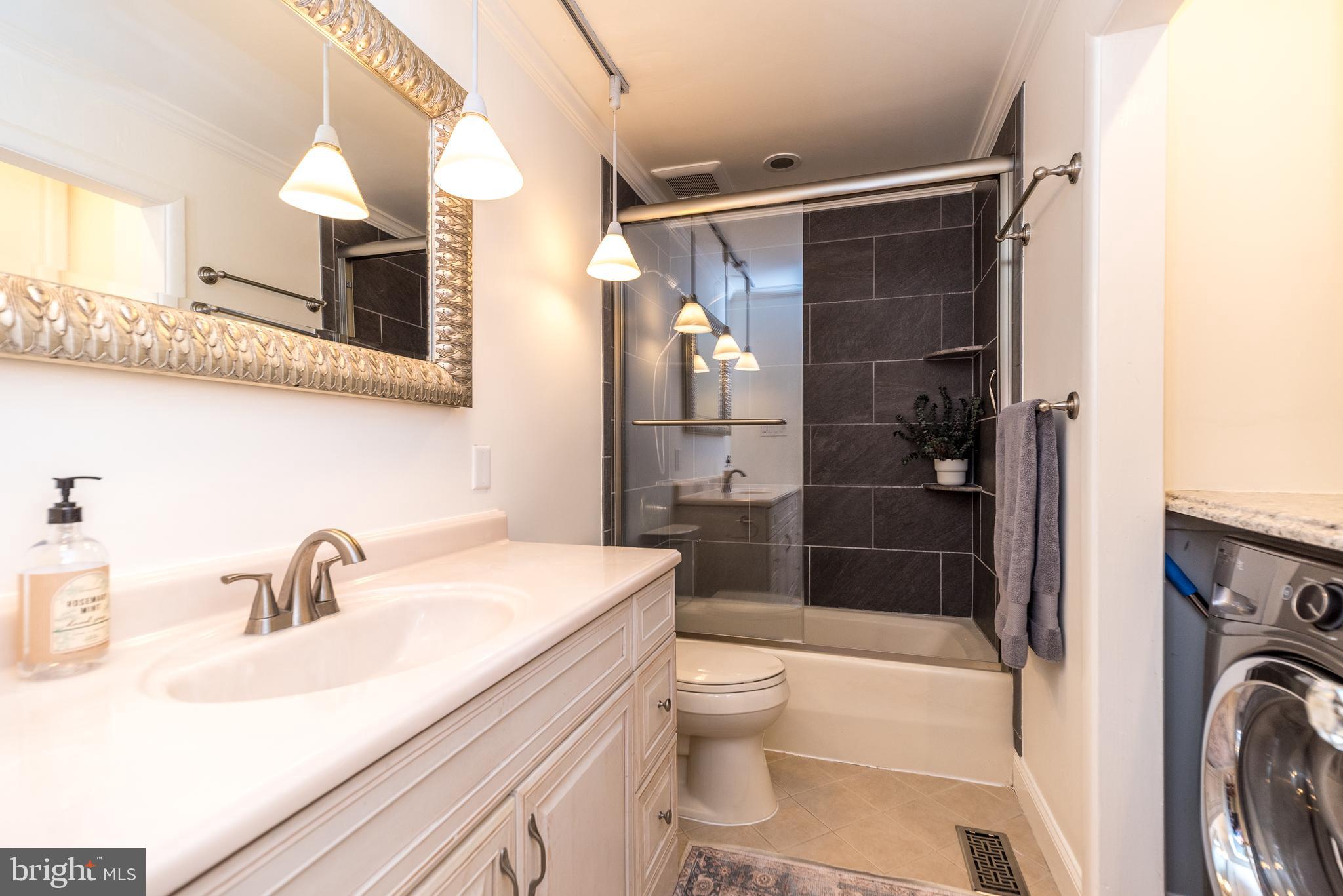 VILLAGE II - Residential