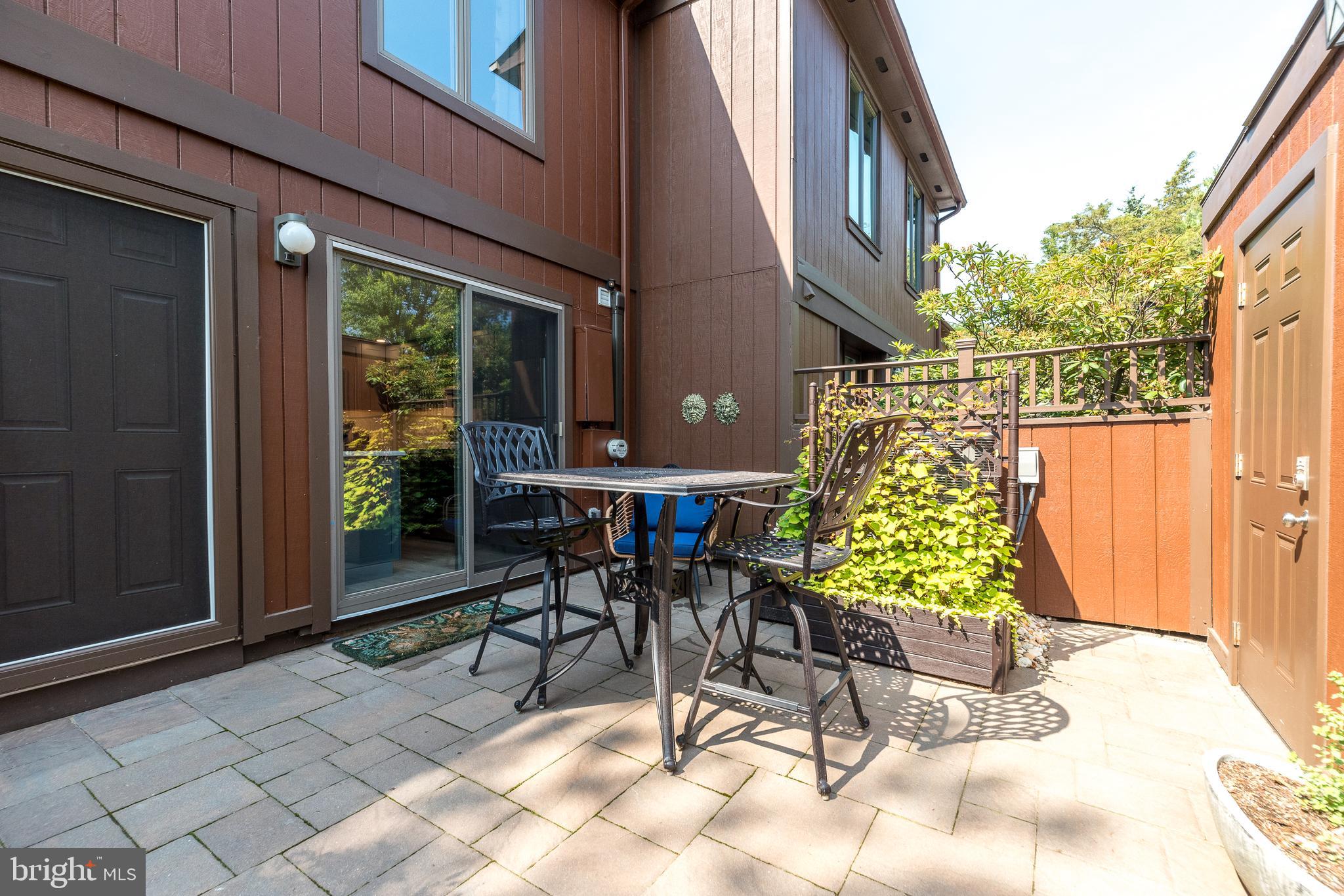 VILLAGE II - Residential