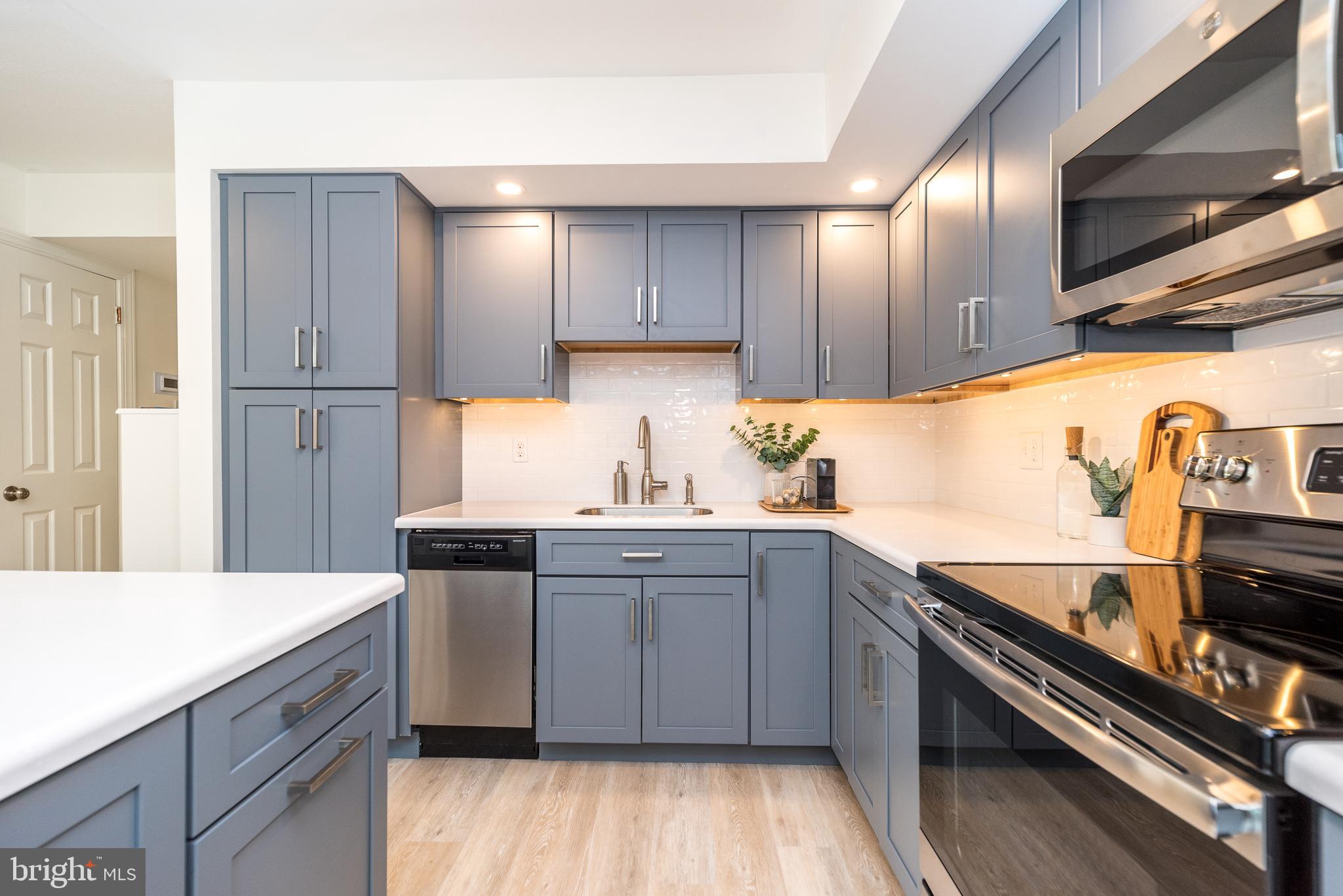 VILLAGE II - Residential