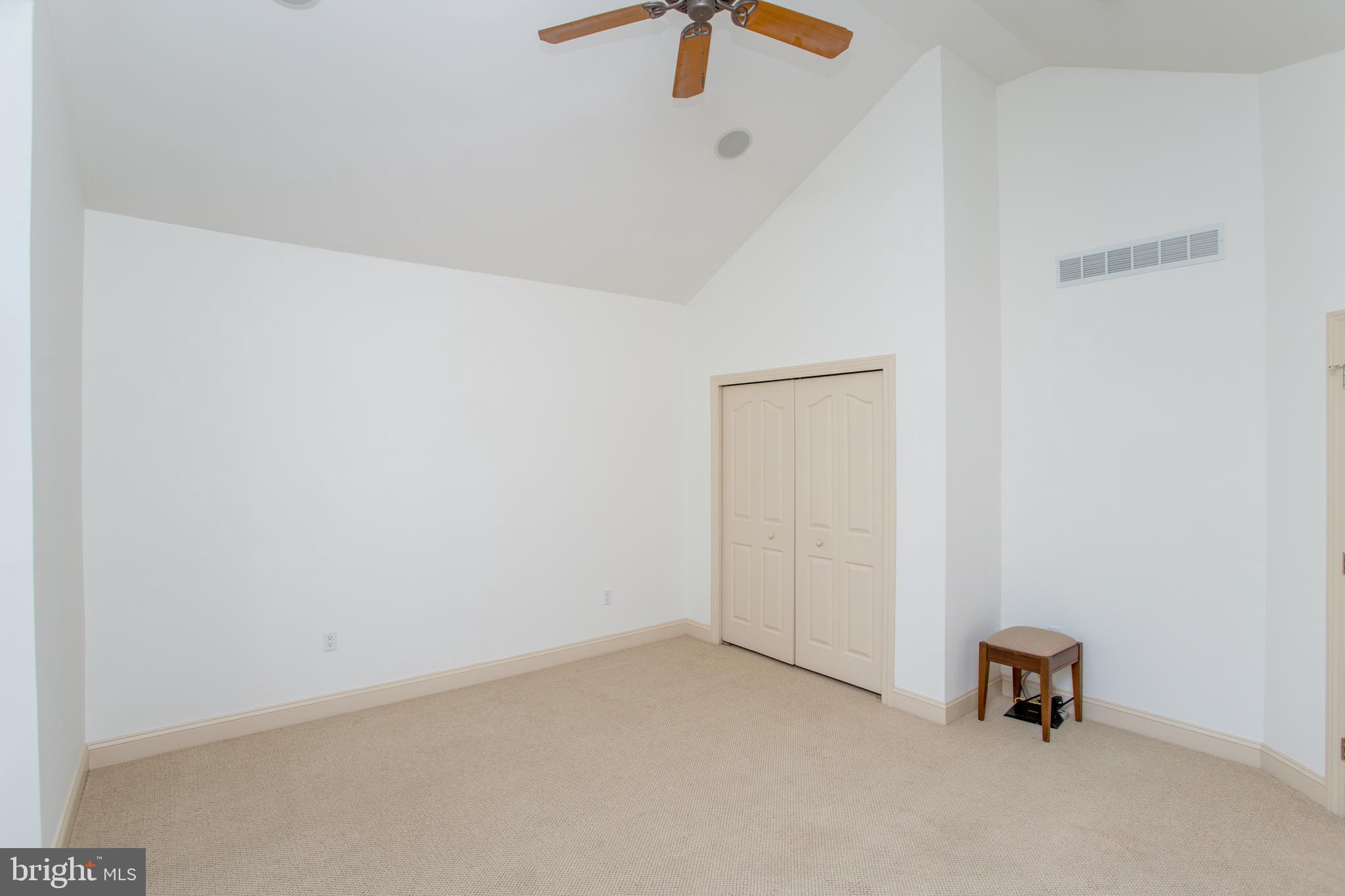 STONE RIDGE - Residential