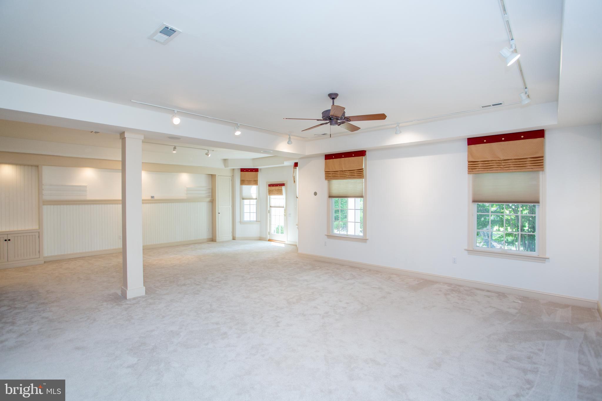 STONE RIDGE - Residential