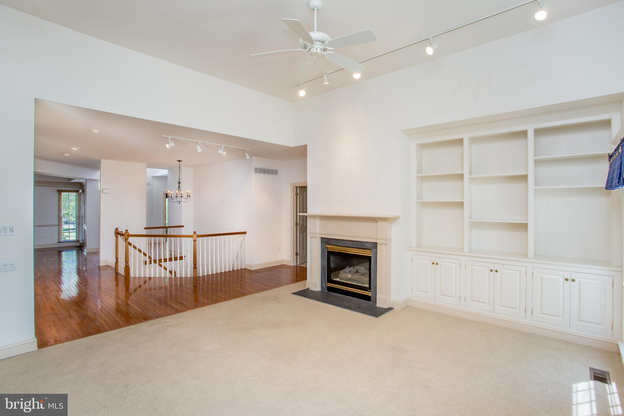 STONE RIDGE - Residential