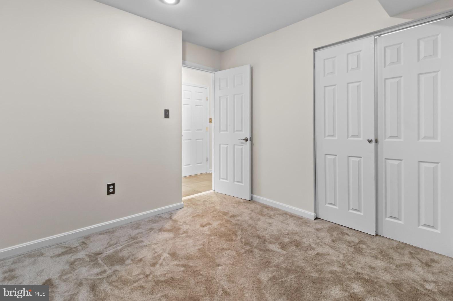 MANCHESTER FARM - Residential Lease