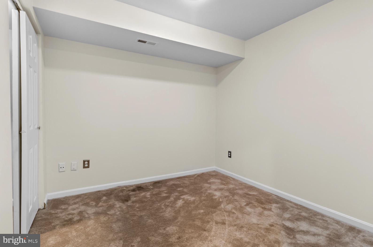 MANCHESTER FARM - Residential Lease