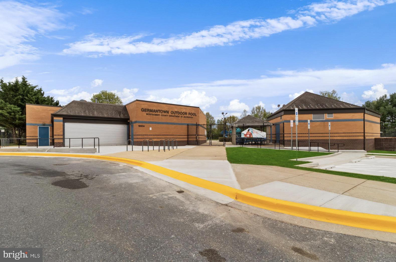 MANCHESTER FARM - Residential Lease