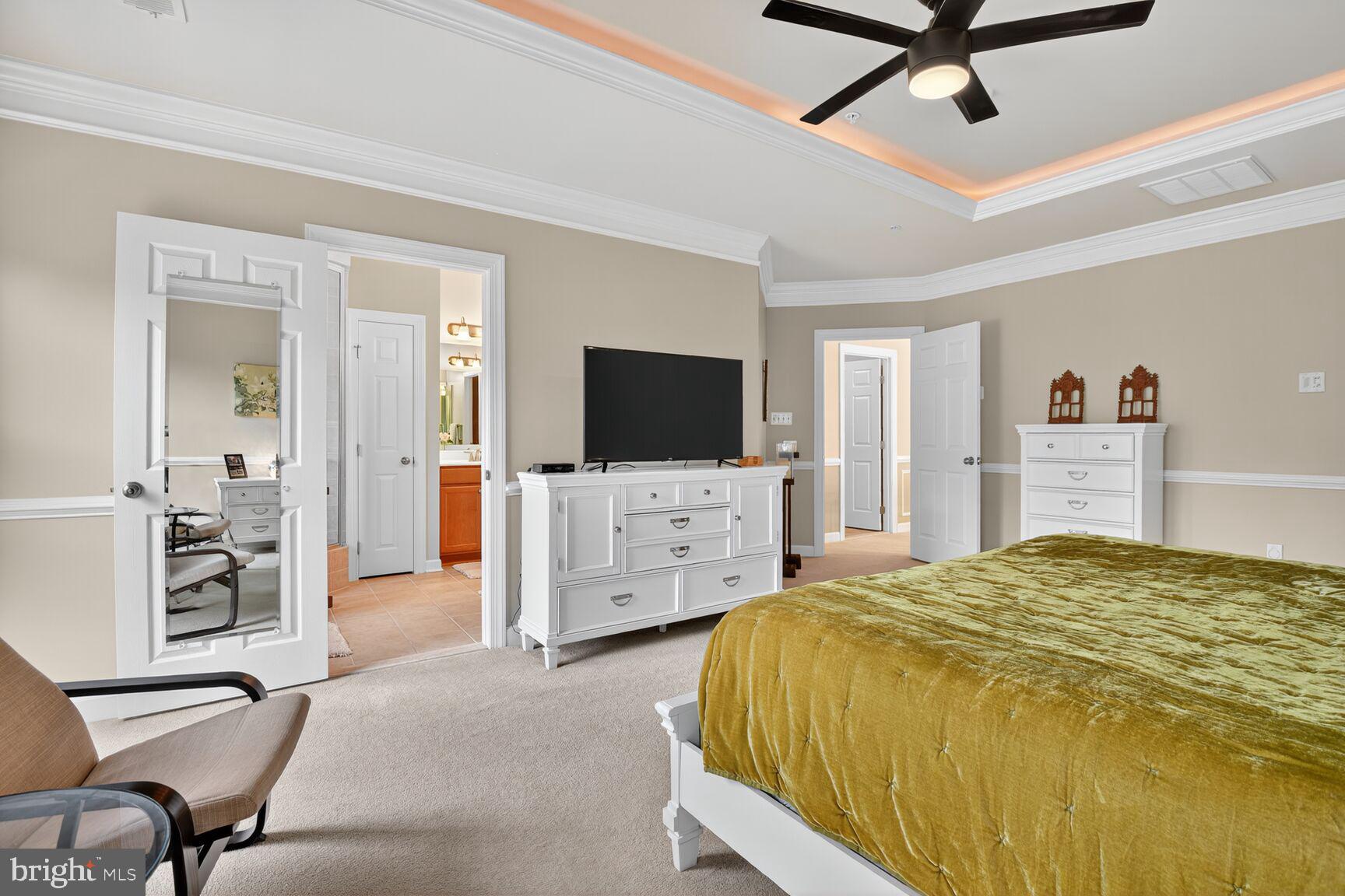 CROWN - Residential