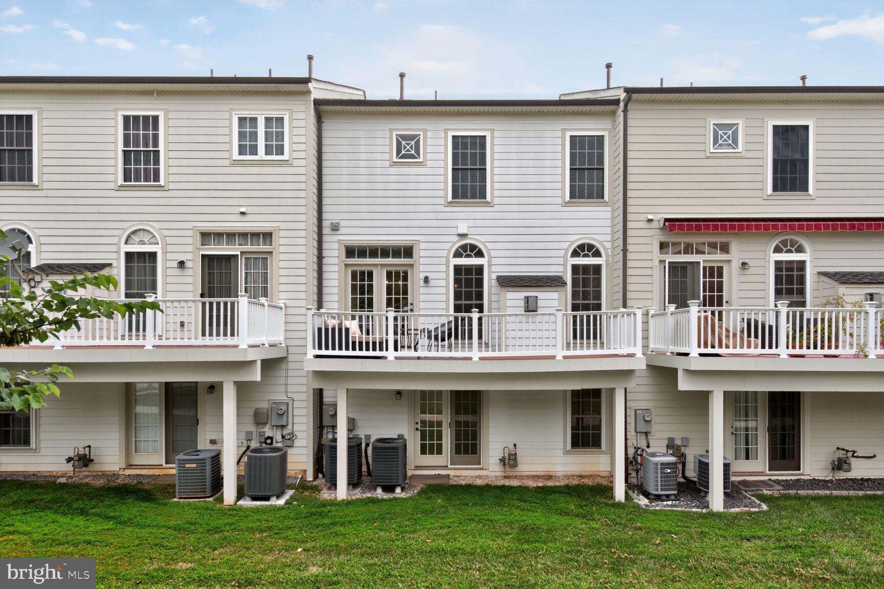CROWN - Residential