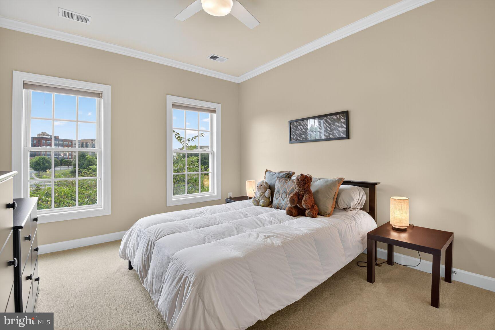 CROWN - Residential