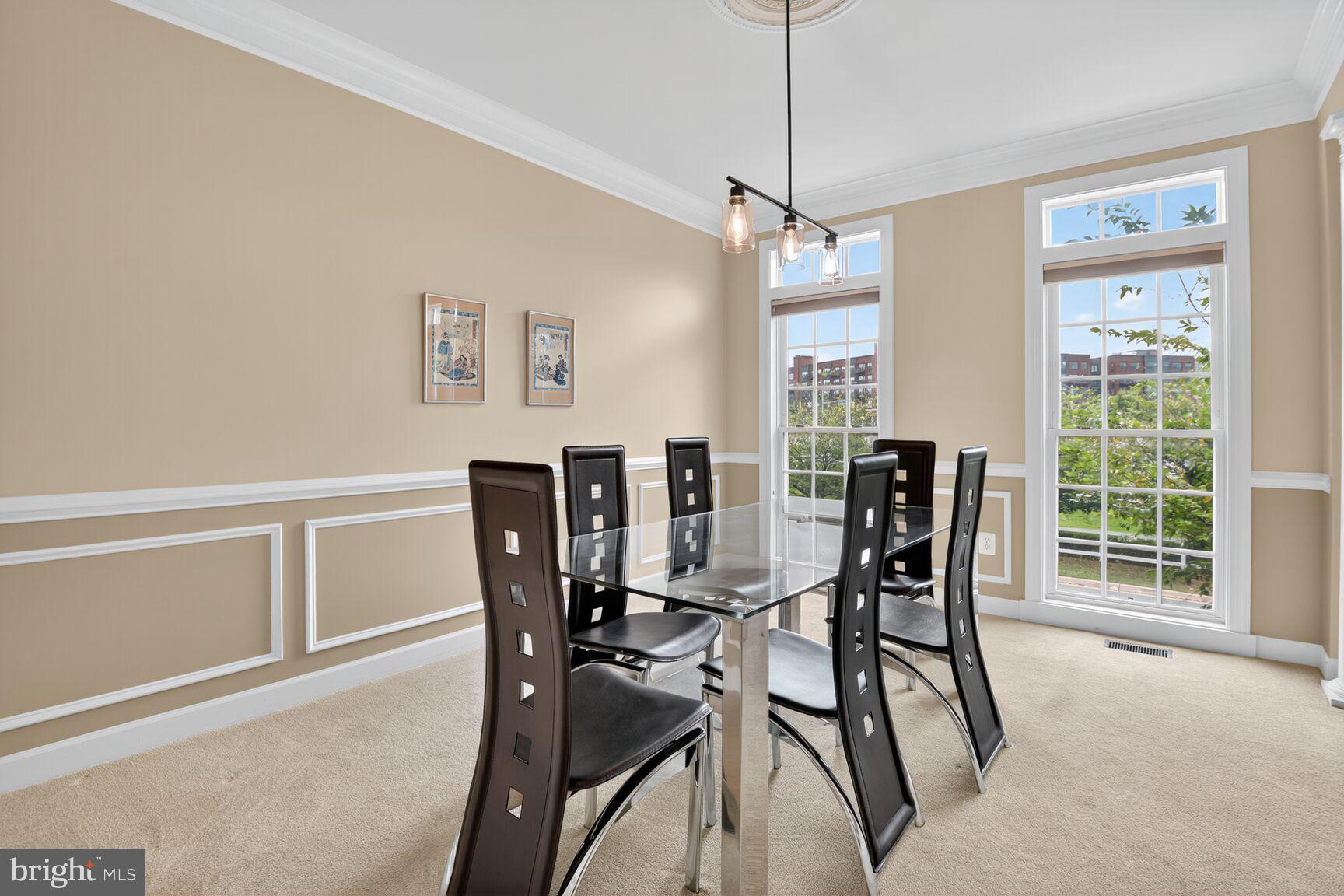 CROWN - Residential