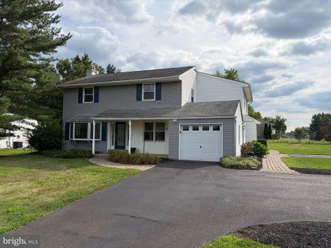 Photo of 1118 Clymer Road, HATFIELD, PA 19440 (MLS # PAMC2183276)