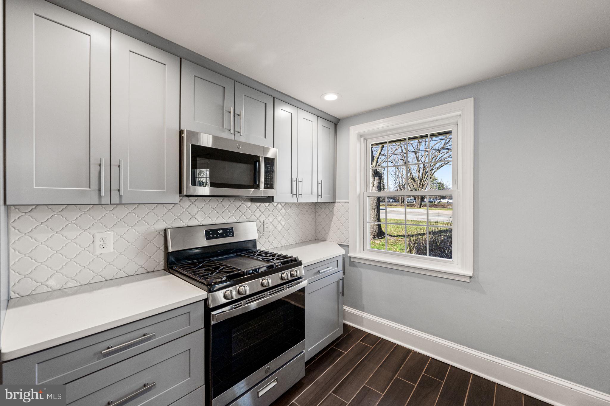 PLYMOUTH MEETING - Residential