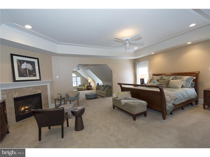 BLACKBERRY HILL - Residential