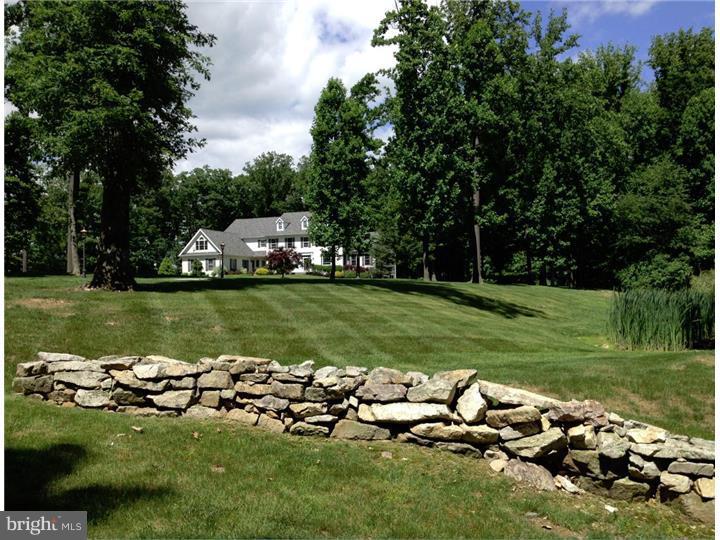 BLACKBERRY HILL - Residential