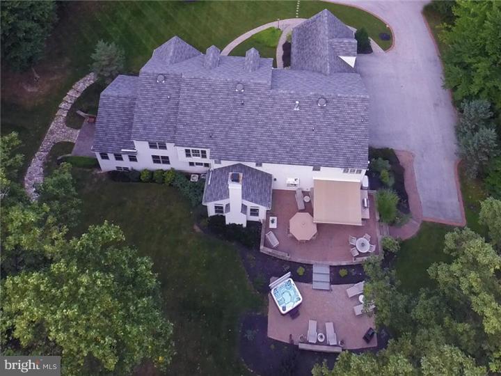 BLACKBERRY HILL - Residential