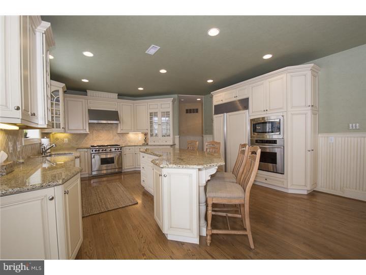 BLACKBERRY HILL - Residential