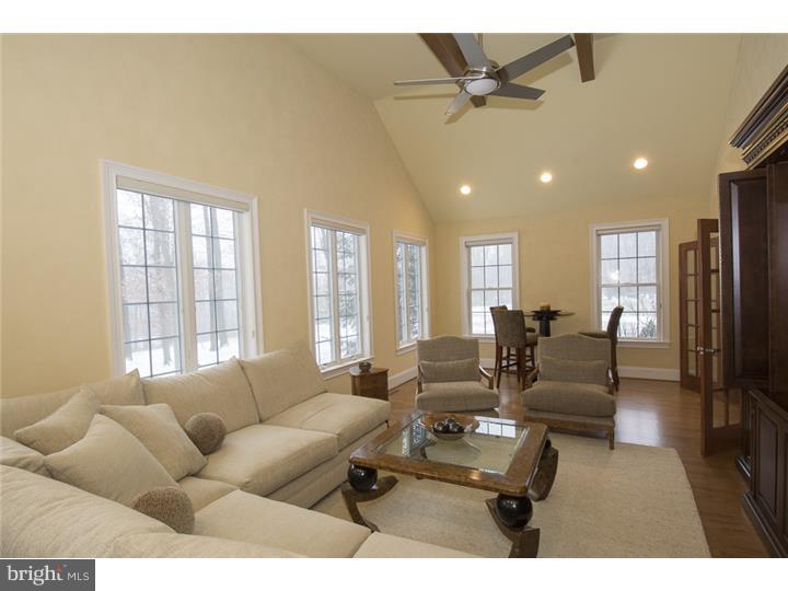 BLACKBERRY HILL - Residential