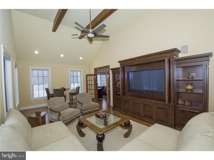 BLACKBERRY HILL - Residential