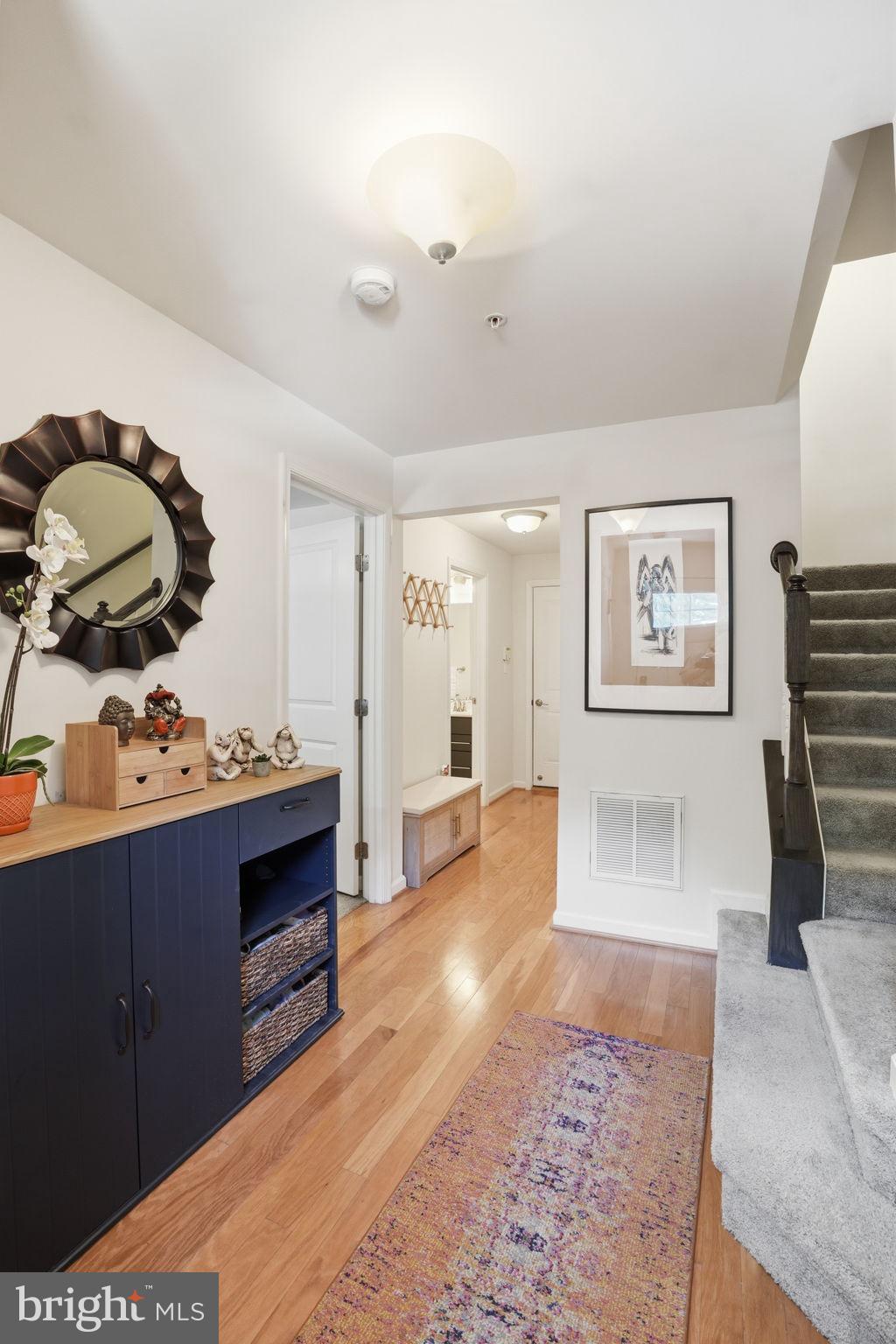 GREENBELT STATION - Residential