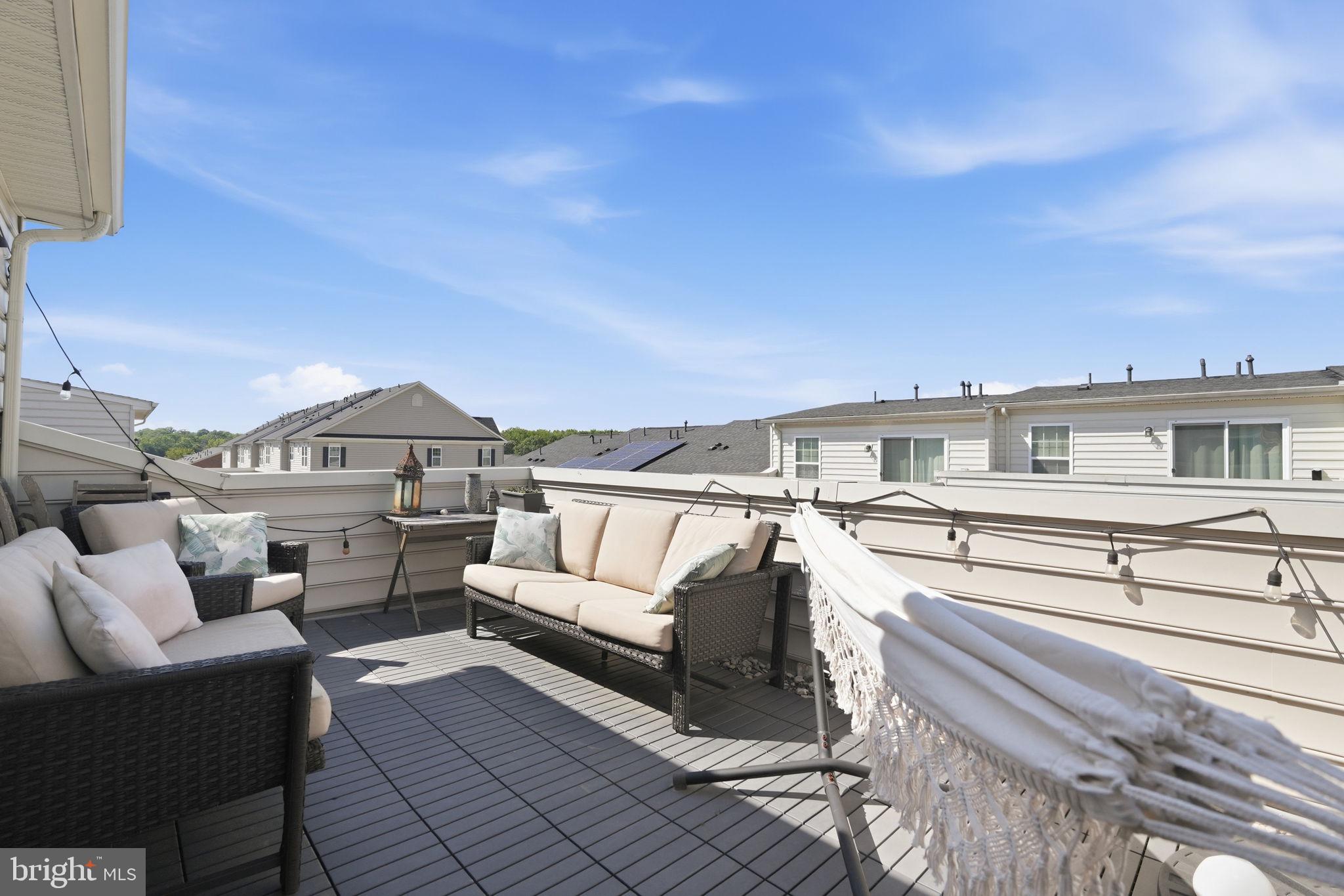 GREENBELT STATION - Residential