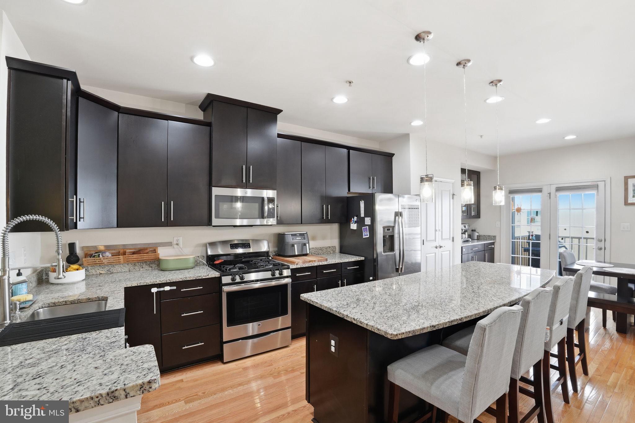 GREENBELT STATION - Residential