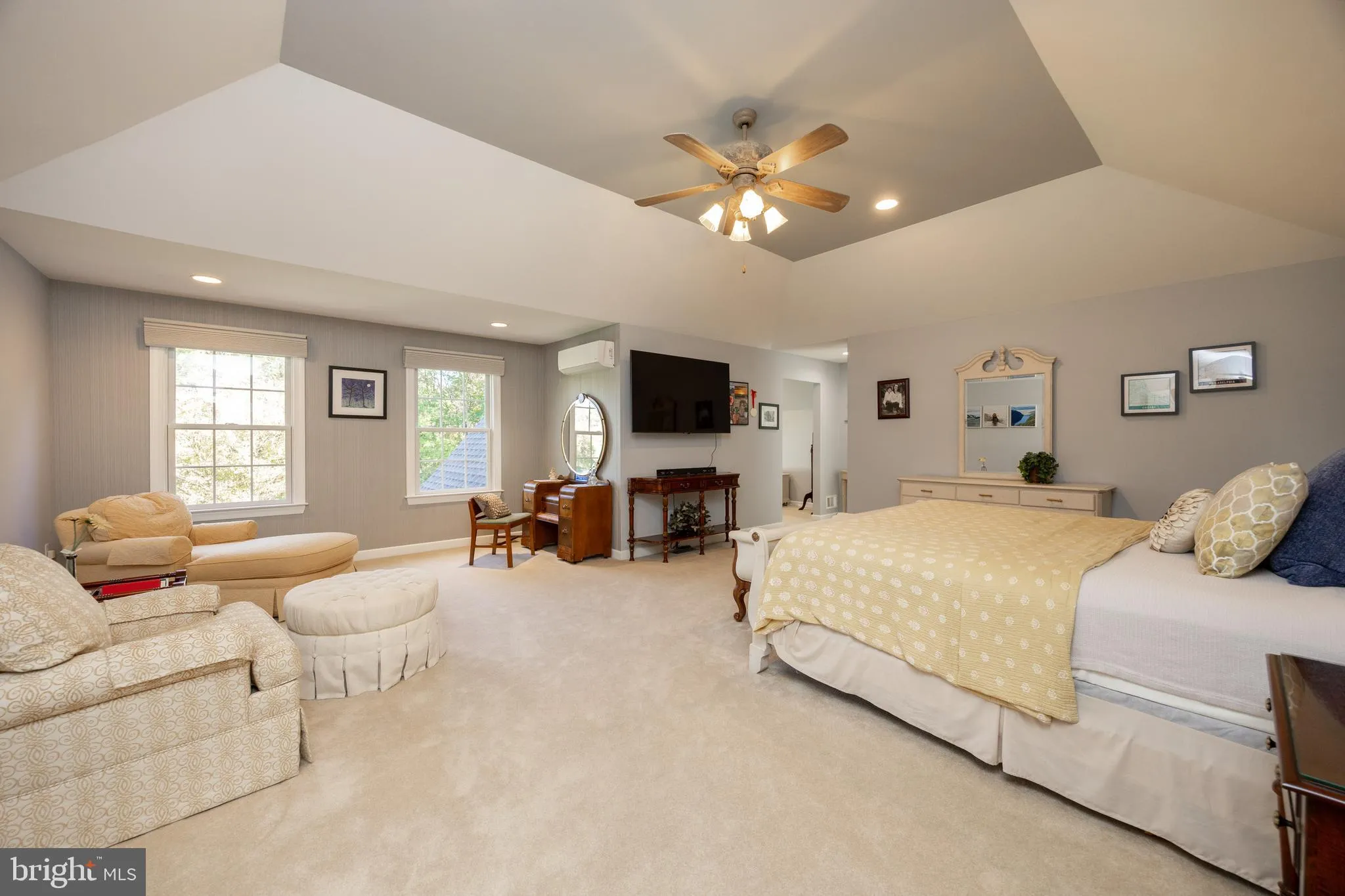 Harleysville, Pennsylvania 19438, United States, 4 Bedrooms Bedrooms, ,5 BathroomsBathrooms,Residential,Coming Soon,230811