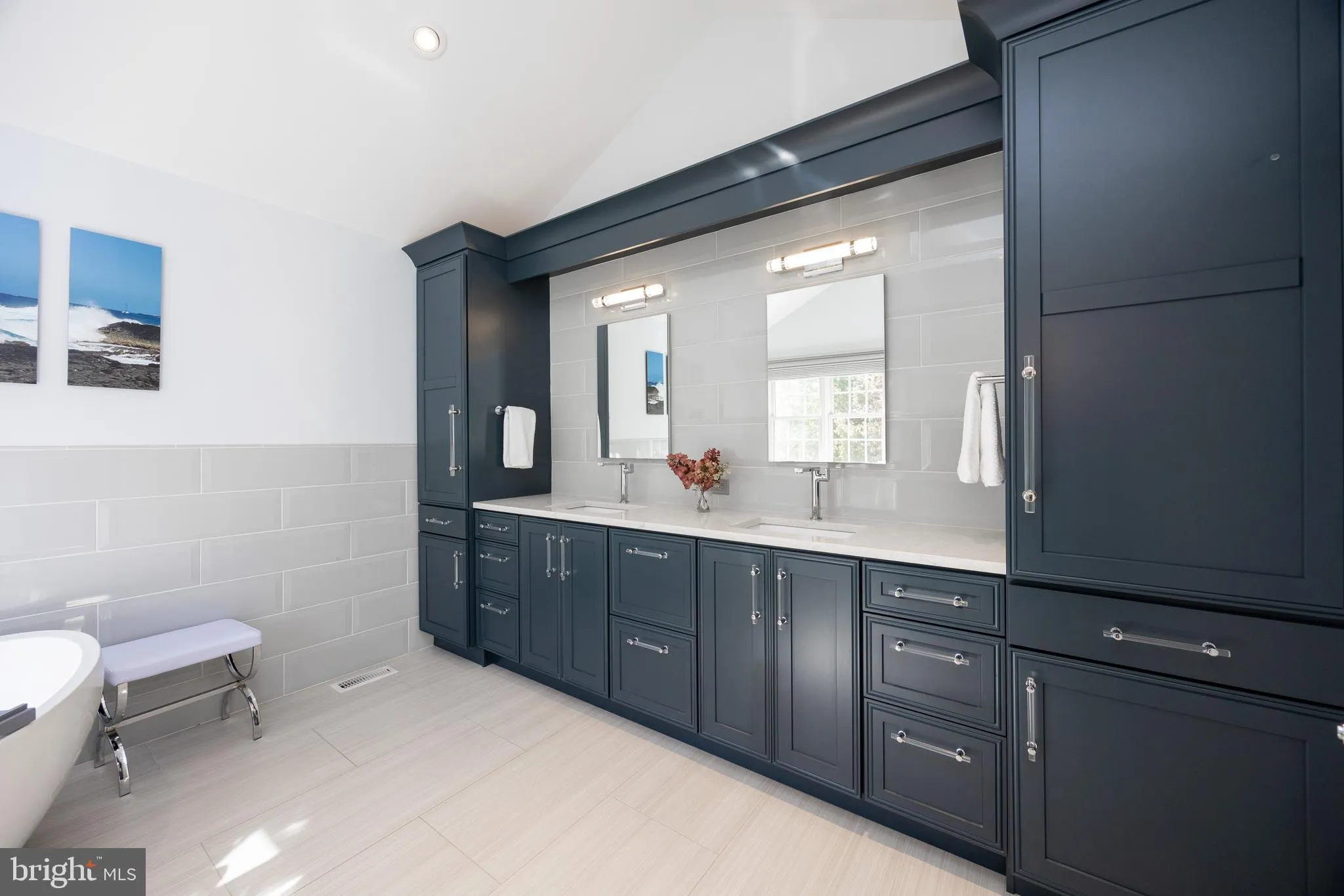 Harleysville, Pennsylvania 19438, United States, 4 Bedrooms Bedrooms, ,5 BathroomsBathrooms,Residential,Coming Soon,230811