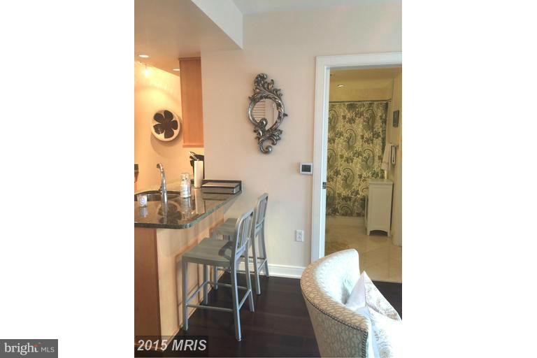 THE WATERVIEW - Residential Lease